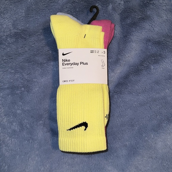 Nike Crew Socks Pastel Multicolor Everyday Plus (3 pairs) - Picture 3 of 4